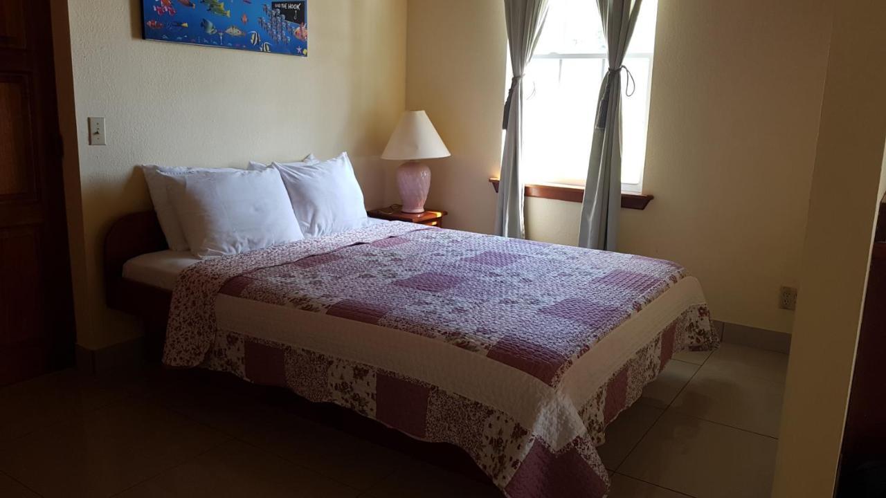Royal Caribbean Resort San Pedro  Ngoại thất bức ảnh